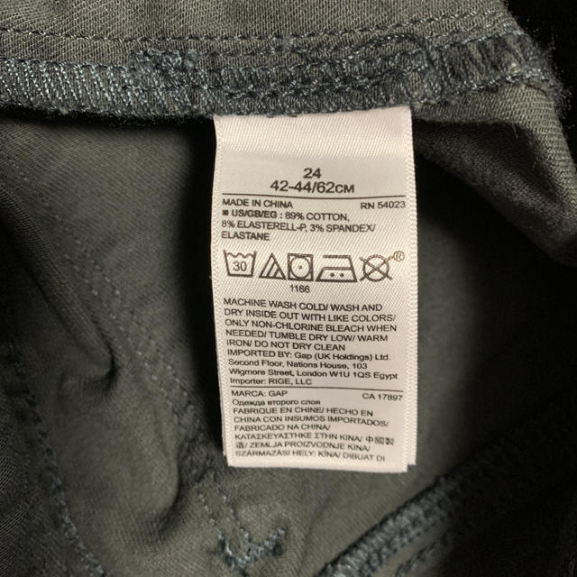 GAP(ギャップ)のGAP   スキニー デニム　S   新品　ウエスト62  ストレッチ レディースのパンツ(デニム/ジーンズ)の商品写真