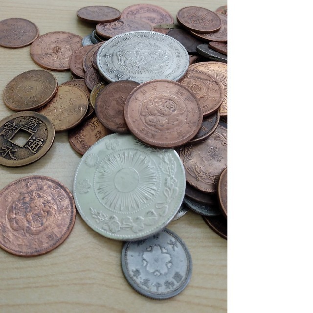 古銭　外国コイン　メダルなど　おまとめ　約500㌘ エンタメ/ホビーの美術品/アンティーク(貨幣)の商品写真