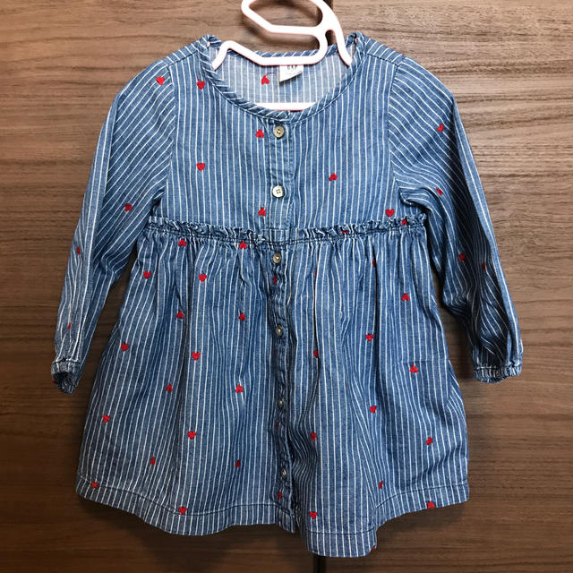 babyGAP(ベビーギャップ)のBaby GAP トップス  キッズ/ベビー/マタニティのキッズ服女の子用(90cm~)(Tシャツ/カットソー)の商品写真