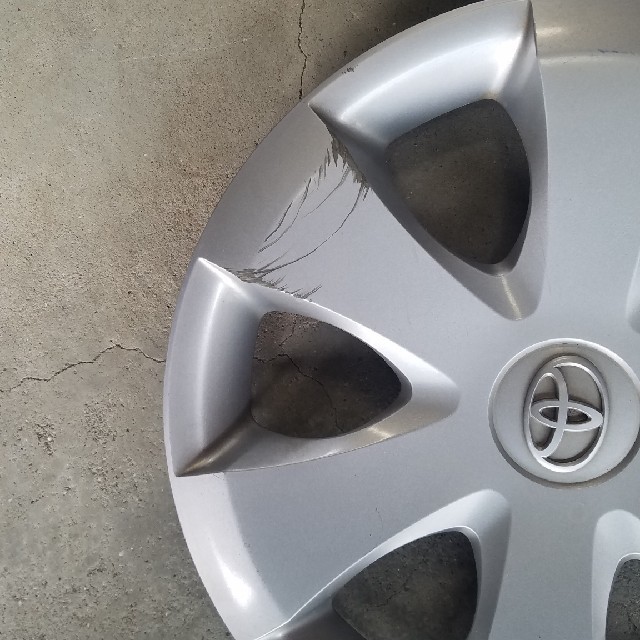 優れた品質 1台分4枚セット トヨタ 13インチ ホイールカバー カレン ホイールキャップ (シルバー) タイヤ?ホイール 優れた品質 1台分4枚セット トヨタ 13インチ ホイールカバー カレン ホイールキャップ (シルバー) タイヤ?ホイール