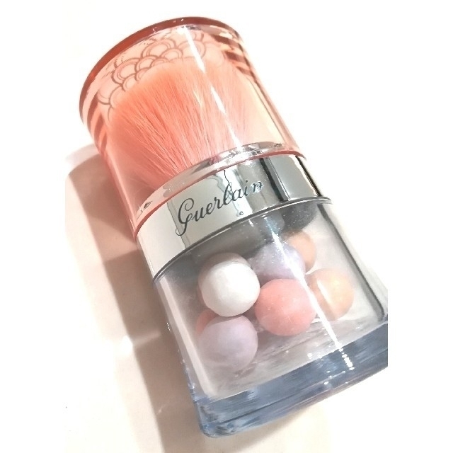 GUERLAIN(ゲラン)のGUERLAIN  メテオリット トラベリングパール #02 コスメ/美容のベースメイク/化粧品(フェイスパウダー)の商品写真