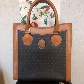 ヴァレンティノ(VALENTINO)のバァレンティノ　バッグ(トートバッグ)