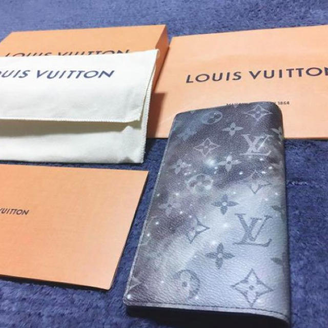 ルイヴィトンVUITTON 長財布