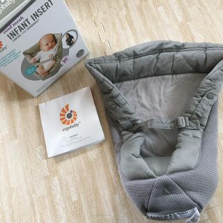 エルゴベビー(Ergobaby)のエルゴベビー　インサート　クールメッシュ(抱っこひも/おんぶひも)