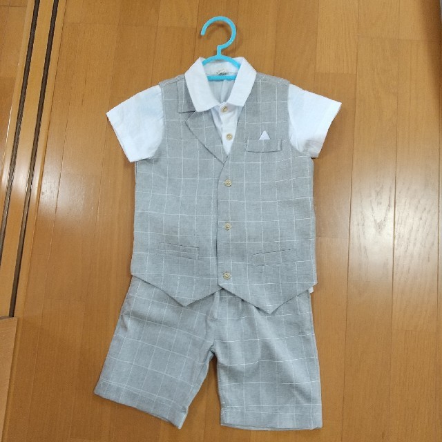 フォーマル110センチ 半袖 キッズ/ベビー/マタニティのキッズ服男の子用(90cm~)(ドレス/フォーマル)の商品写真