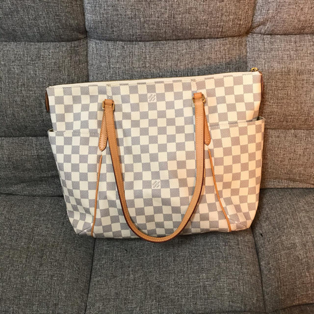 LOUIS VUITTON(ルイヴィトン)のLOUIS VUITTON ダミエアズール ショルダーバッグ トータリーMM レディースのバッグ(ショルダーバッグ)の商品写真