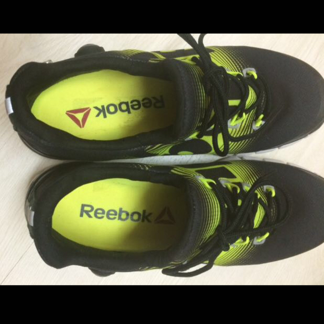 Reebok reebok ジーポンプフュージョンの通販 by ????????????|リーボックならラクマ Reebok リーボック ジーポンプフュージョン 24cm スニーカー 靴