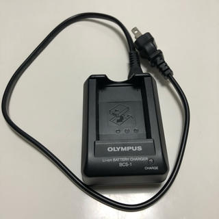 オリンパス(OLYMPUS)の★オリンパス OLYMPUS 純正★PEN対応 充電器(バッテリー/充電器)