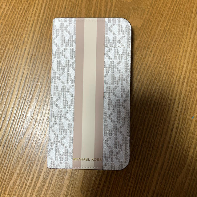 MICHEAL KORS iPhone11 ケース