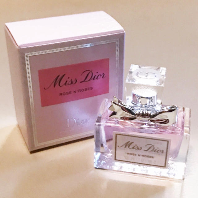 Dior(ディオール)のミスディオール 新作❤️ローズ&ローズ 5ml コスメ/美容の香水(香水(女性用))の商品写真