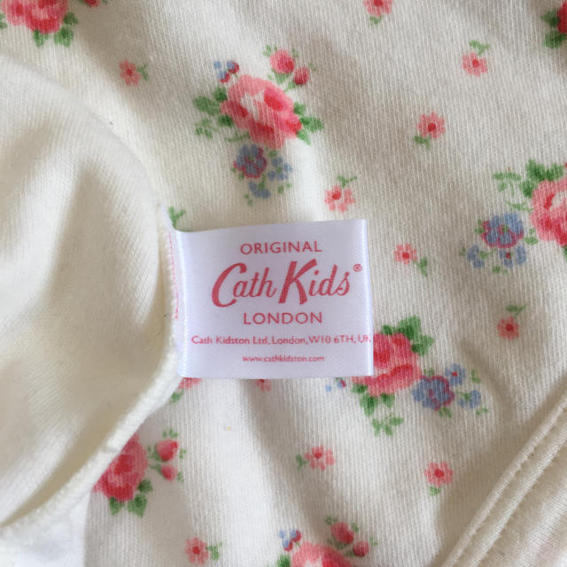 Cath Kidston(キャスキッドソン)の本日のみ。キャスキットソン　新生児服　ベビー服　女の子用 キッズ/ベビー/マタニティのベビー服(~85cm)(ロンパース)の商品写真