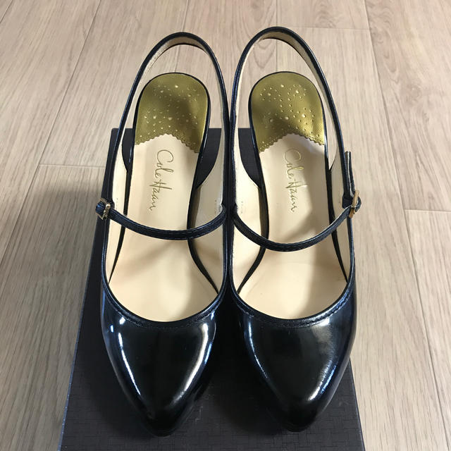 Cole Haan(コールハーン)のコールハーン☆バックストラッププラットフォームパンプス　黒　22.5 レディースの靴/シューズ(ハイヒール/パンプス)の商品写真