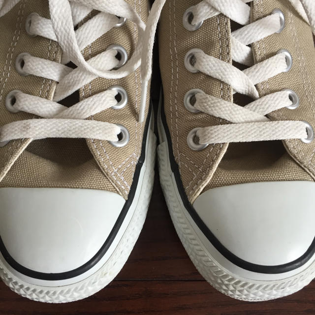 CONVERSE(コンバース)のコンバース ベージュ 23.5cm レディースの靴/シューズ(スニーカー)の商品写真