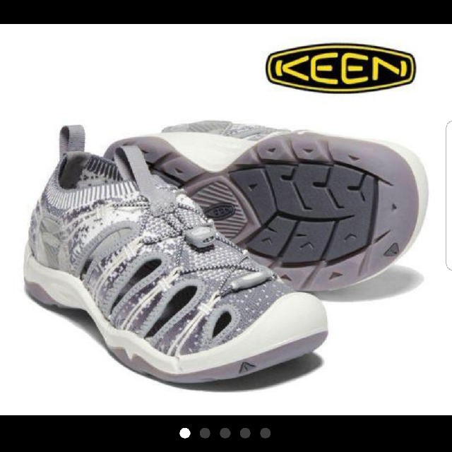 KEEN(キーン)のKEENEVOFIT11021402レディースシューズ レディースの靴/シューズ(スニーカー)の商品写真