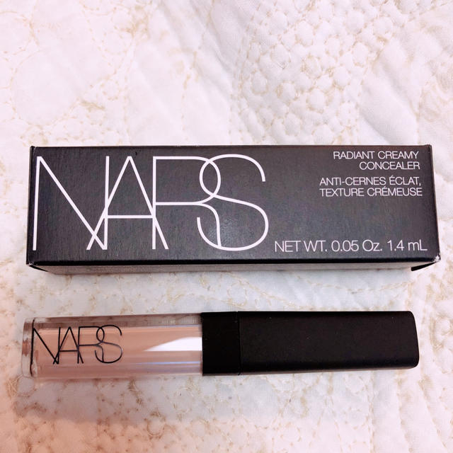 NARS(ナーズ)のNARS ラディアントクリーミーコンシーラー 1242 ミニサイズ 新品未使用 コスメ/美容のベースメイク/化粧品(コンシーラー)の商品写真