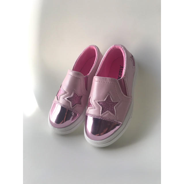 CONVERSE(コンバース)のメタリックスタースリッポン　ピンク　17.5cm キッズ/ベビー/マタニティのキッズ靴/シューズ(15cm~)(スリッポン)の商品写真