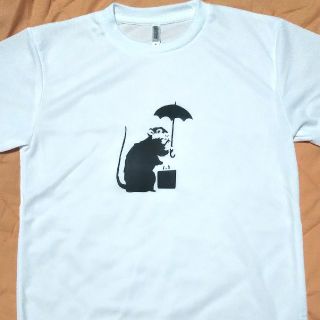 【新品】バンクシーBANKSY傘を差すネズミデザインプリントTシャツＬＬ(Tシャツ/カットソー(半袖/袖なし))