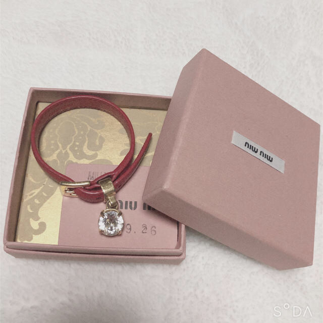 MIUMIUマドラスレザーブレスレット 激安超安値 6300円 stockshoes.co