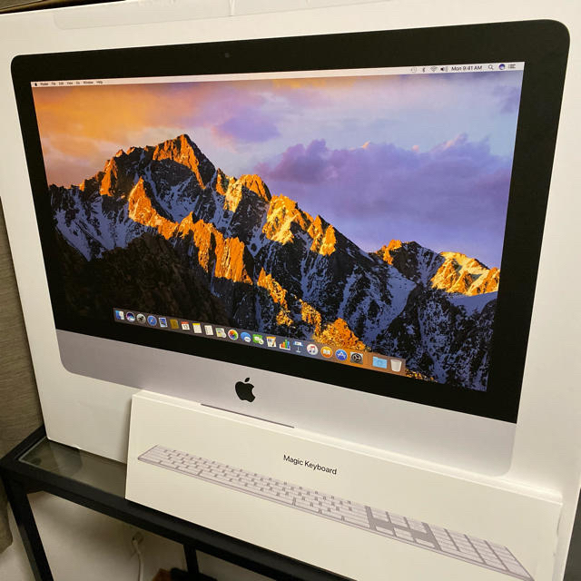 Apple(アップル)のAPPLE iMac 21.5 4K Retina 2015 MK452J/A スマホ/家電/カメラのPC/タブレット(デスクトップ型PC)の商品写真