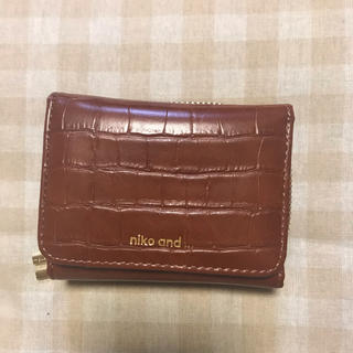ニコアンド(niko and...)のミニ財布(財布)