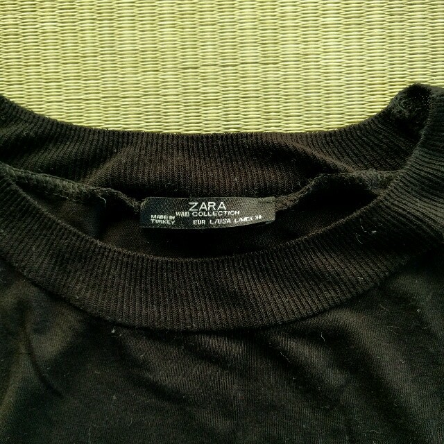 ZARA(ザラ)の難あり。ZARA黒ロンT レディースのトップス(Tシャツ(半袖/袖なし))の商品写真