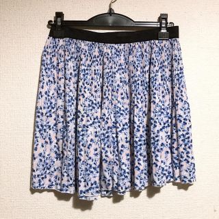 エイチアンドエム(H&M)のH&M  小花柄プリーツスカート(ミニスカート)