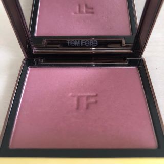 TOM FORD - TOM FORD チークカラー 07 グラテュイタスの通販 by ...