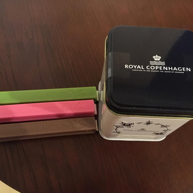 ROYAL COPENHAGEN(ロイヤルコペンハーゲン)のロイヤルコペンハーゲン　アールグレイティ　ルピシア紅茶クリップ3つセット 食品/飲料/酒の飲料(茶)の商品写真