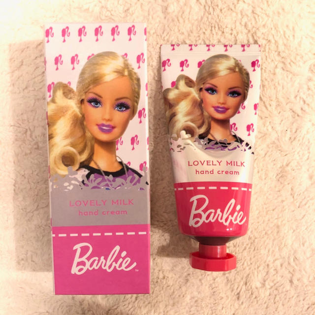 Barbie(バービー)の韓国　新品　Barbie ハンドクリーム コスメ/美容のボディケア(ハンドクリーム)の商品写真