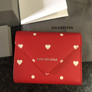 Balenciaga バレンシアガ 財布 三つ折り ハート 新品 ペーパーミニウォレット の通販 By Kaeru S Shop バレンシアガ ならラクマ
