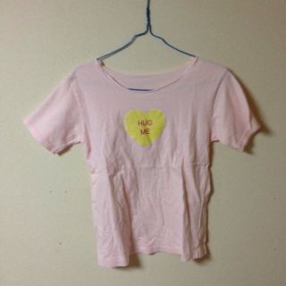 ナイルパーチ(NILE PERCH)の半額！ HUG ME Tシャツ(Tシャツ(半袖/袖なし))