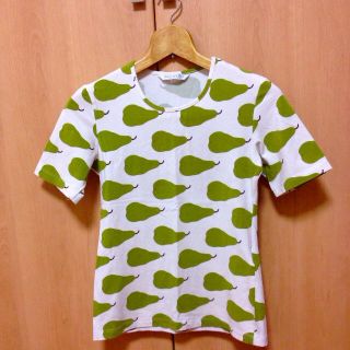 マリメッコ(marimekko)のmarimekko♡洋ナシ柄カットソー(カットソー(半袖/袖なし))