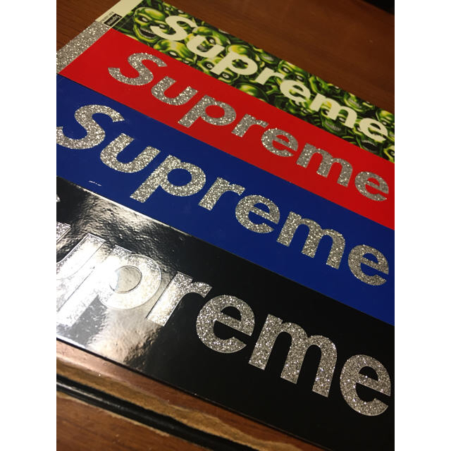 Supreme ステッカー 4枚組 スカル レッドラメ ブルーラメ ブラックラメ