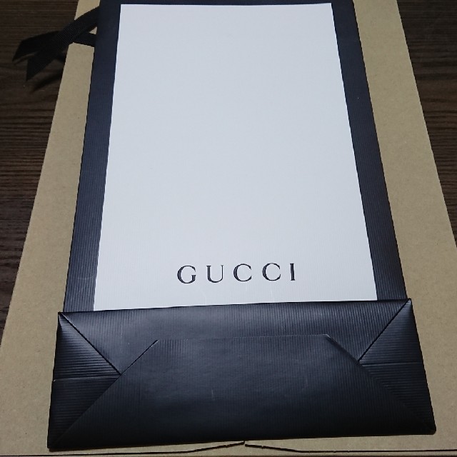 Gucci - GUCCI 紙袋 2枚 グッチ ショップ袋 の通販