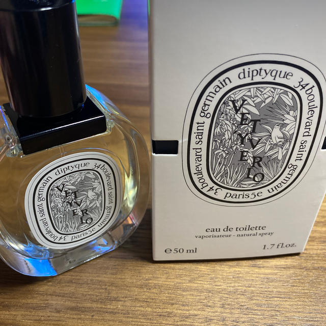 diptypue オードトワレ ヴェチヴェリオ