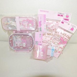 サンリオ(サンリオ)のふりる様専用 新品・未使用　サンリオオリジナル　マイメロお弁当箱　5点セット(弁当用品)