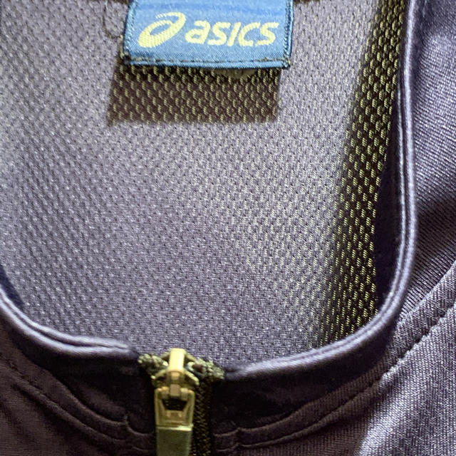 asics(アシックス)の自粛セール‼️アシックス ジッパー付きTシャツ メンズのトップス(Tシャツ/カットソー(半袖/袖なし))の商品写真