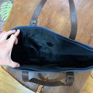 トートバッグダークソウルコラボモデルアストラの上級騎士モデル
