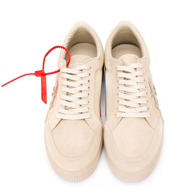 OFF-WHITE(オフホワイト)のOFF-WHITE LOW VULCANIZED / BEI BEI メンズの靴/シューズ(スニーカー)の商品写真