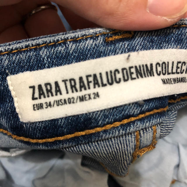 ZARA(ザラ)のZARA スキニー レディースのパンツ(スキニーパンツ)の商品写真