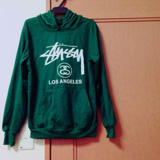 ステューシー(STUSSY)のトレーナー(トレーナー/スウェット)