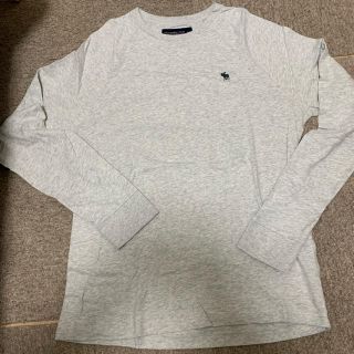 アバクロンビーアンドフィッチ(Abercrombie&Fitch)のアバクロ　長袖　サイズＬ(Tシャツ/カットソー(七分/長袖))