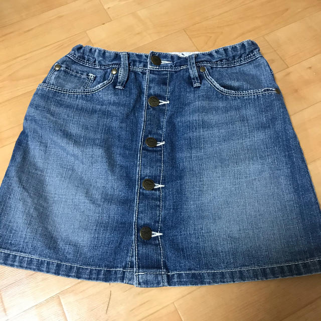 GAP Kids(ギャップキッズ)の150㎝　ギャップキッズ　デニムスカート キッズ/ベビー/マタニティのキッズ服女の子用(90cm~)(スカート)の商品写真