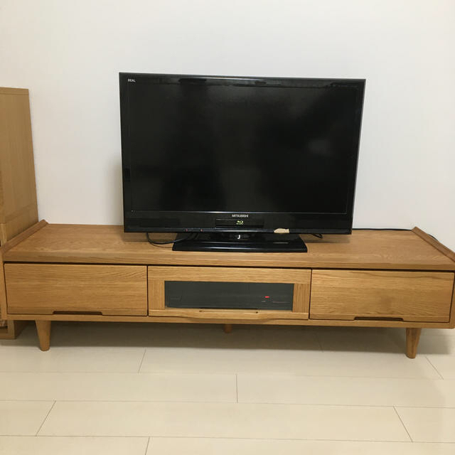 大塚家具(オオツカカグ)のテレビボード、テレビ台「ノーラ」140 ナラ材オイル仕上げ インテリア/住まい/日用品の収納家具(リビング収納)の商品写真