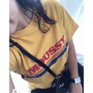 マウジー(moussy)の新品未使用タグ付き moussy Tシャツ(Tシャツ(半袖/袖なし))