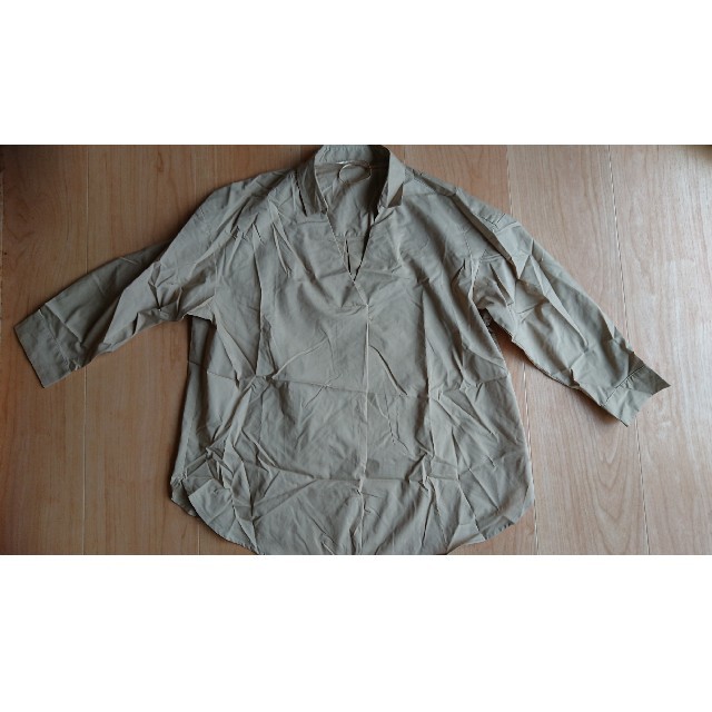 GU(ジーユー)のGU 7分袖スキッパーシャツ レディースのトップス(シャツ/ブラウス(長袖/七分))の商品写真