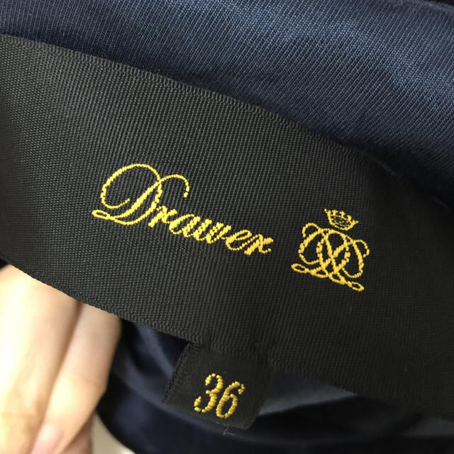 Drawer(ドゥロワー)のDrawerネイビートップス レディースのトップス(シャツ/ブラウス(半袖/袖なし))の商品写真