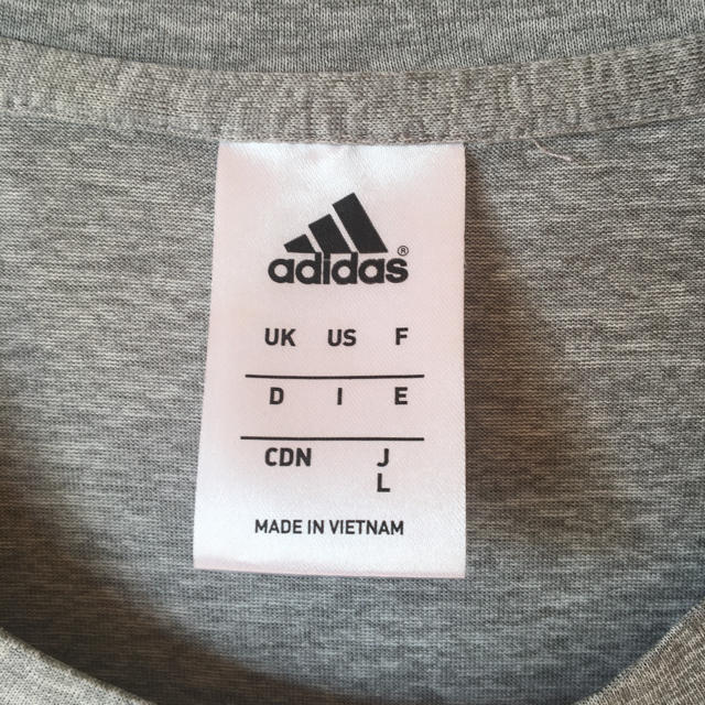 adidas(アディダス)のadidasの半袖Ｔシャツ レディースのトップス(Tシャツ(半袖/袖なし))の商品写真