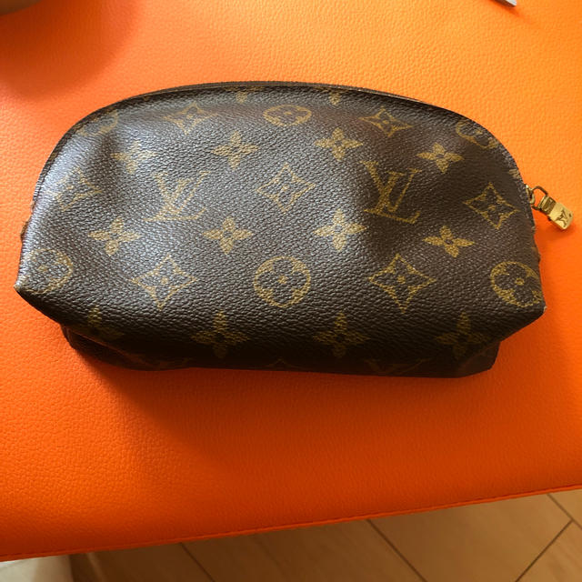 LOUIS VUITTON(ルイヴィトン)のヴィトン　ポーチ レディースのファッション小物(ポーチ)の商品写真