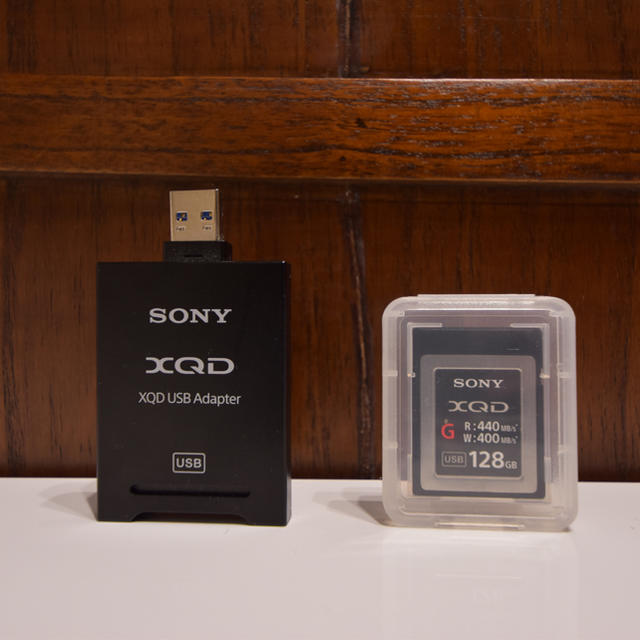 【24時間限定価格】XQDメモリーカード　128GBのサムネイル